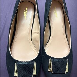 Size 12m women wedges 
Black suede